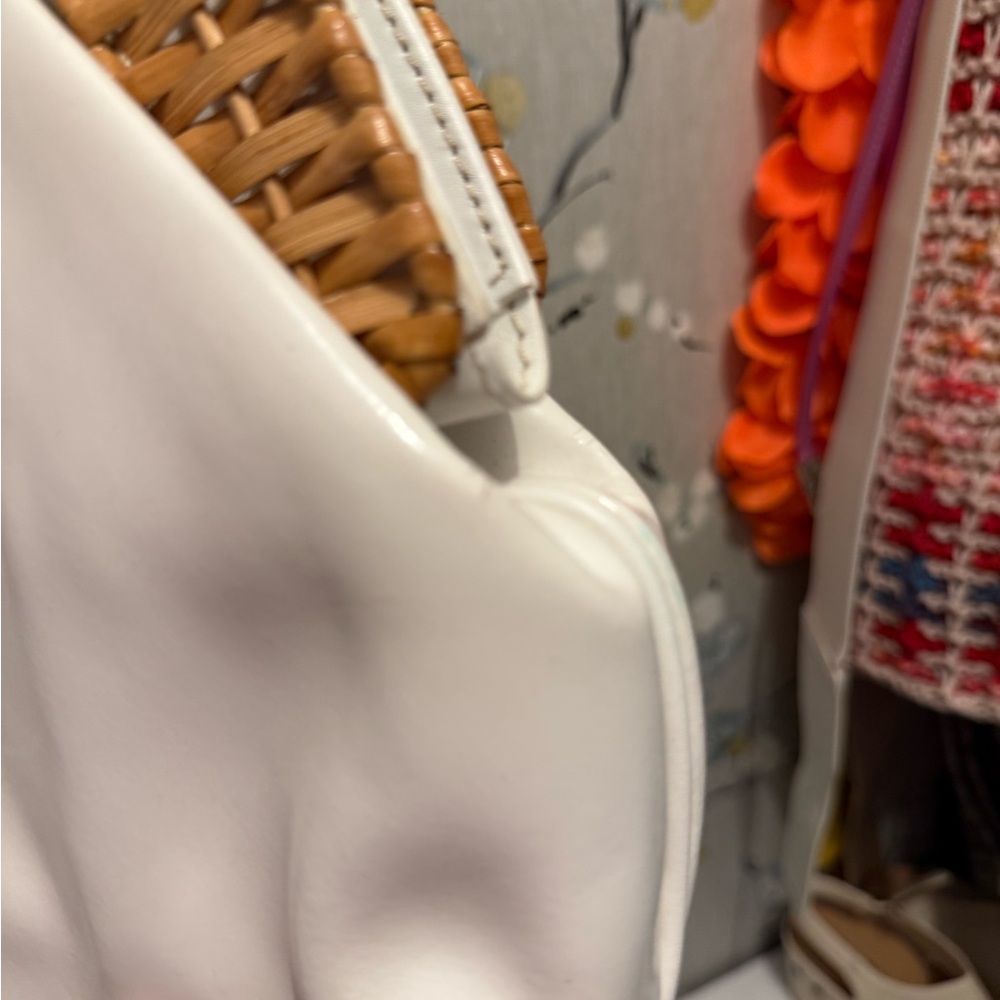 Rafé New York White and Tan Clutch - Picture 6 of 7